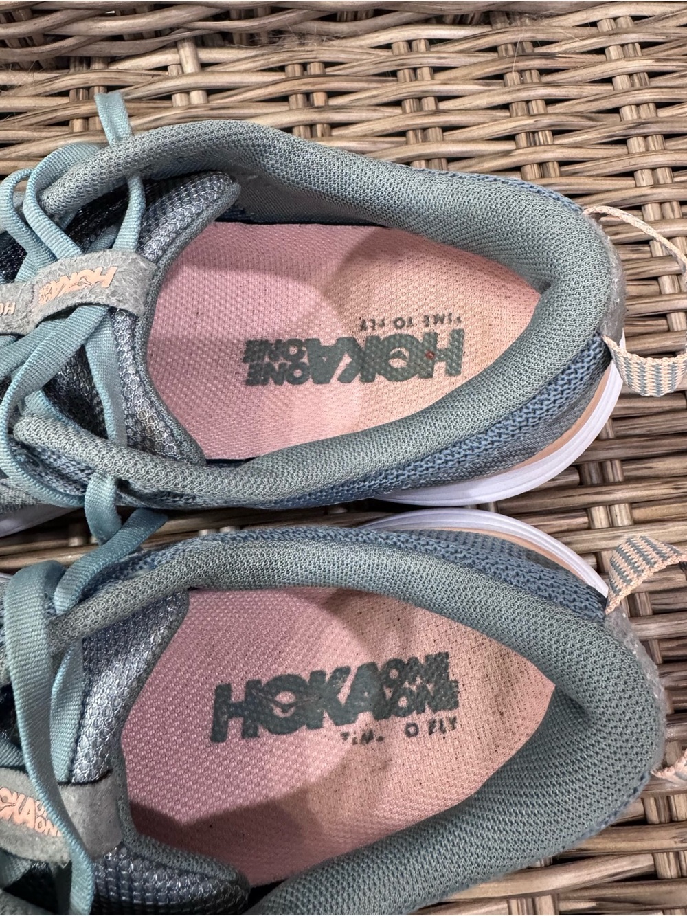Hoka Hupana Flow Women's Blue Knit Sneakers with Pink Accents size 10.5 - Picture 4 of 7